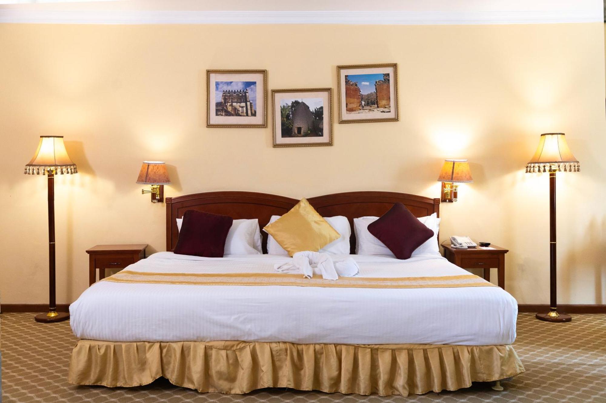 Dreamliner Hotel Addis Ababa Exterior photo